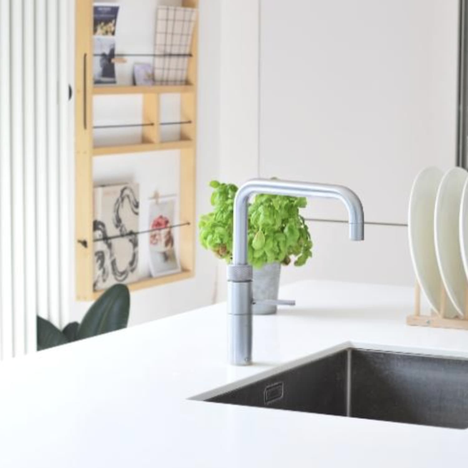This Stylish 9 IKEA Bathroom Accessory Actually Belongs in Your